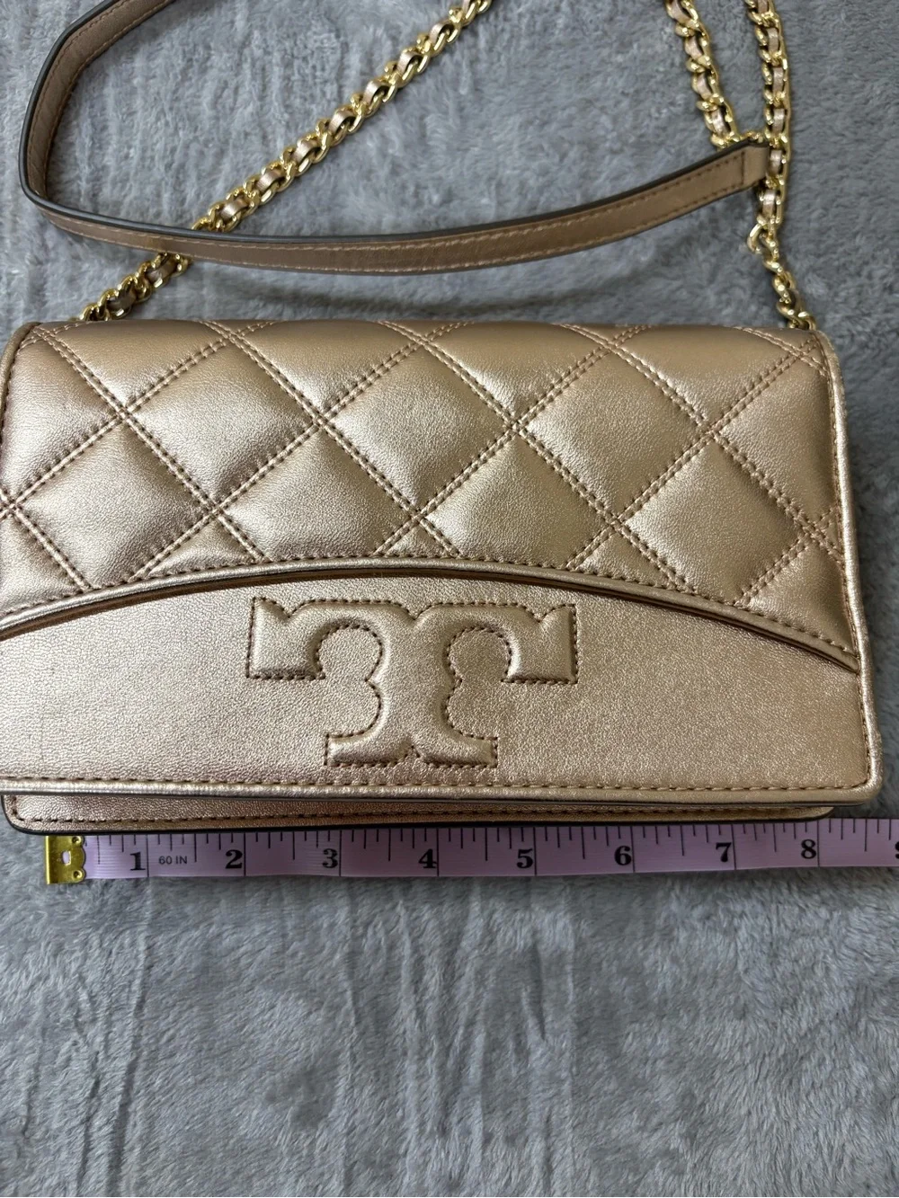 Tory Burch Metallic Quilted Crossbody Bag - Gold